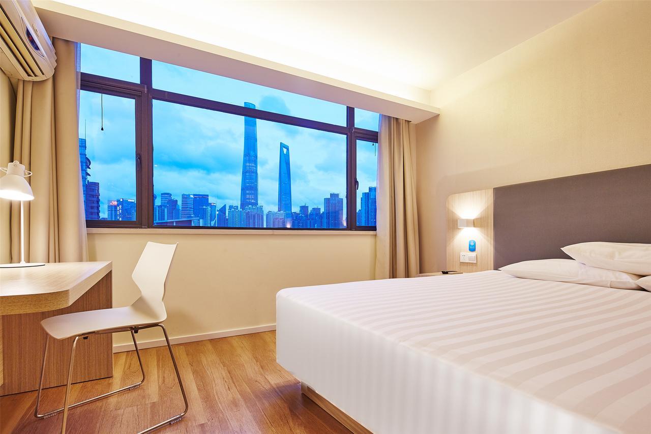 Hanting Hotel Shanghai Chunsha Jinhui Plaza Exterior photo