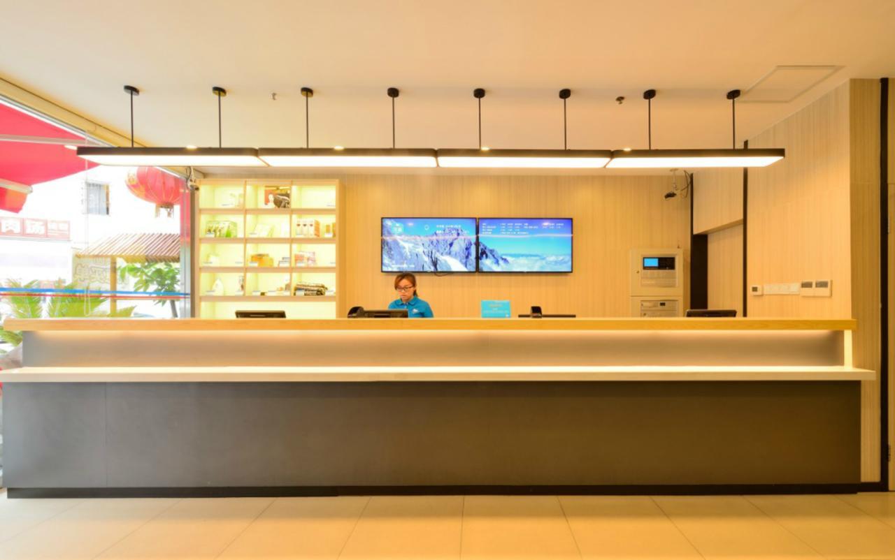 Hanting Hotel Shanghai Chunsha Jinhui Plaza Exterior photo