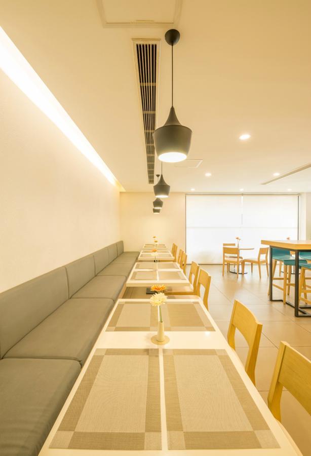 Hanting Hotel Shanghai Chunsha Jinhui Plaza Exterior photo