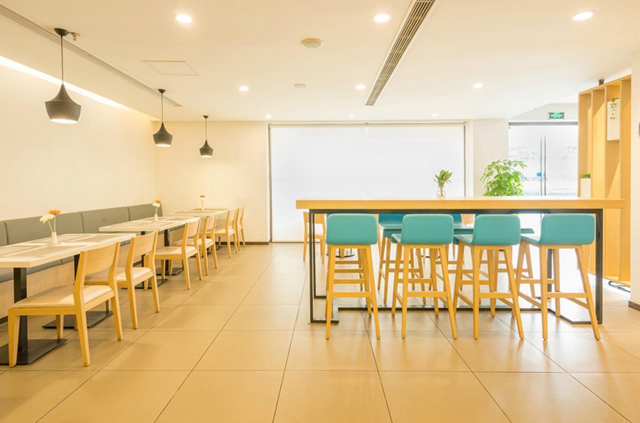 Hanting Hotel Shanghai Chunsha Jinhui Plaza Exterior photo